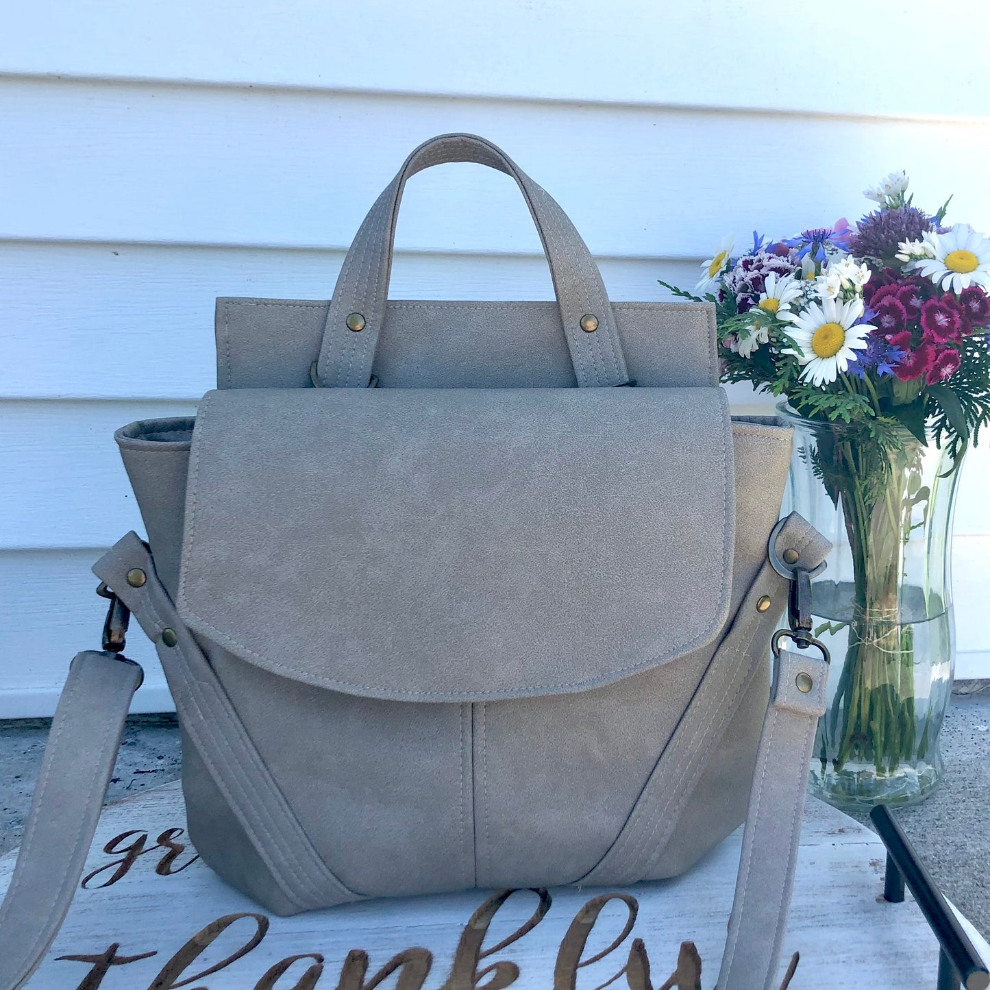 Handbags, Purses, and Wallets