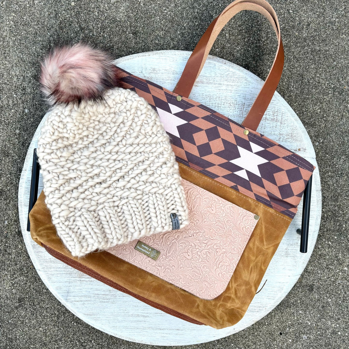 Handbags, Purses, and Wallets