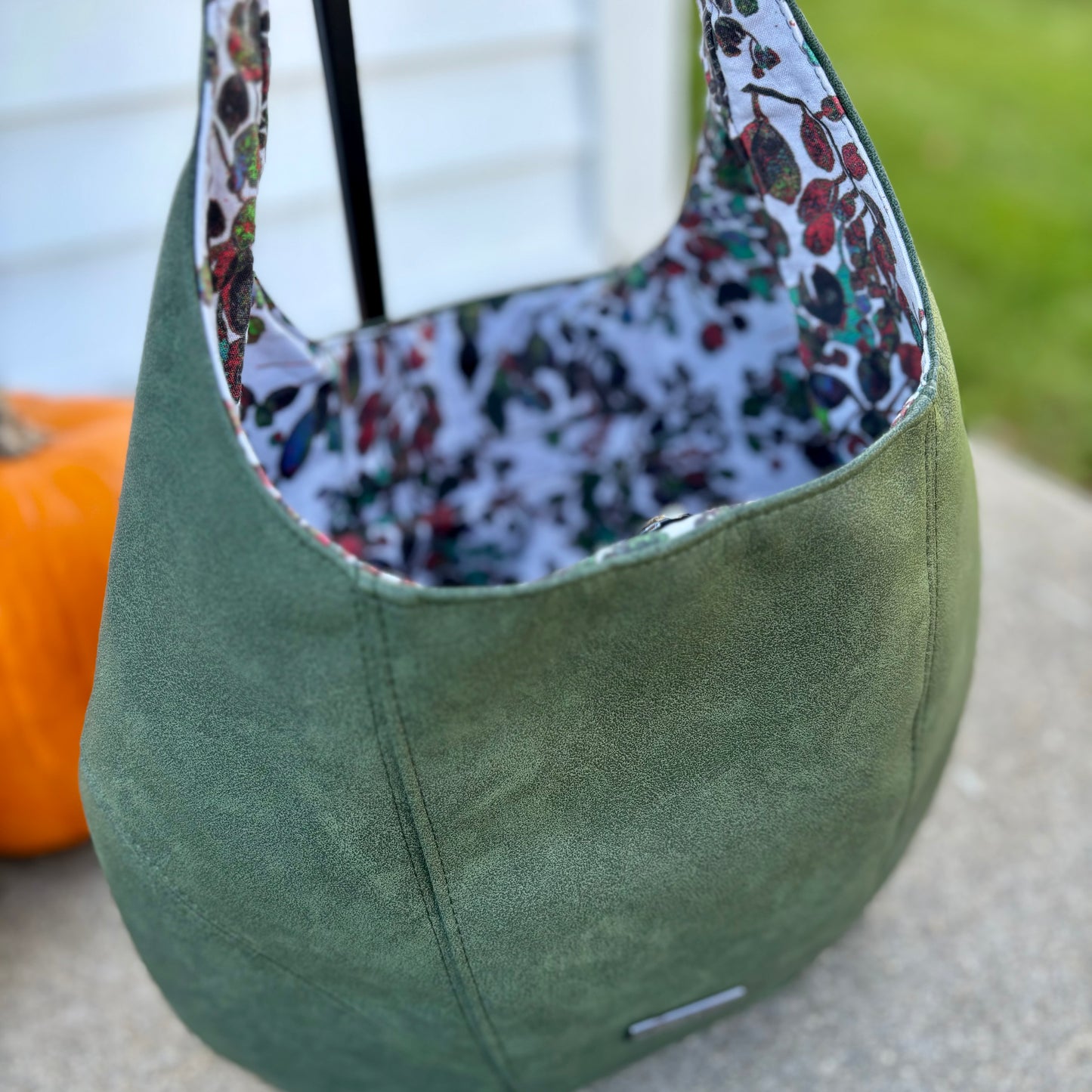 Handbags, Purses, and Wallets