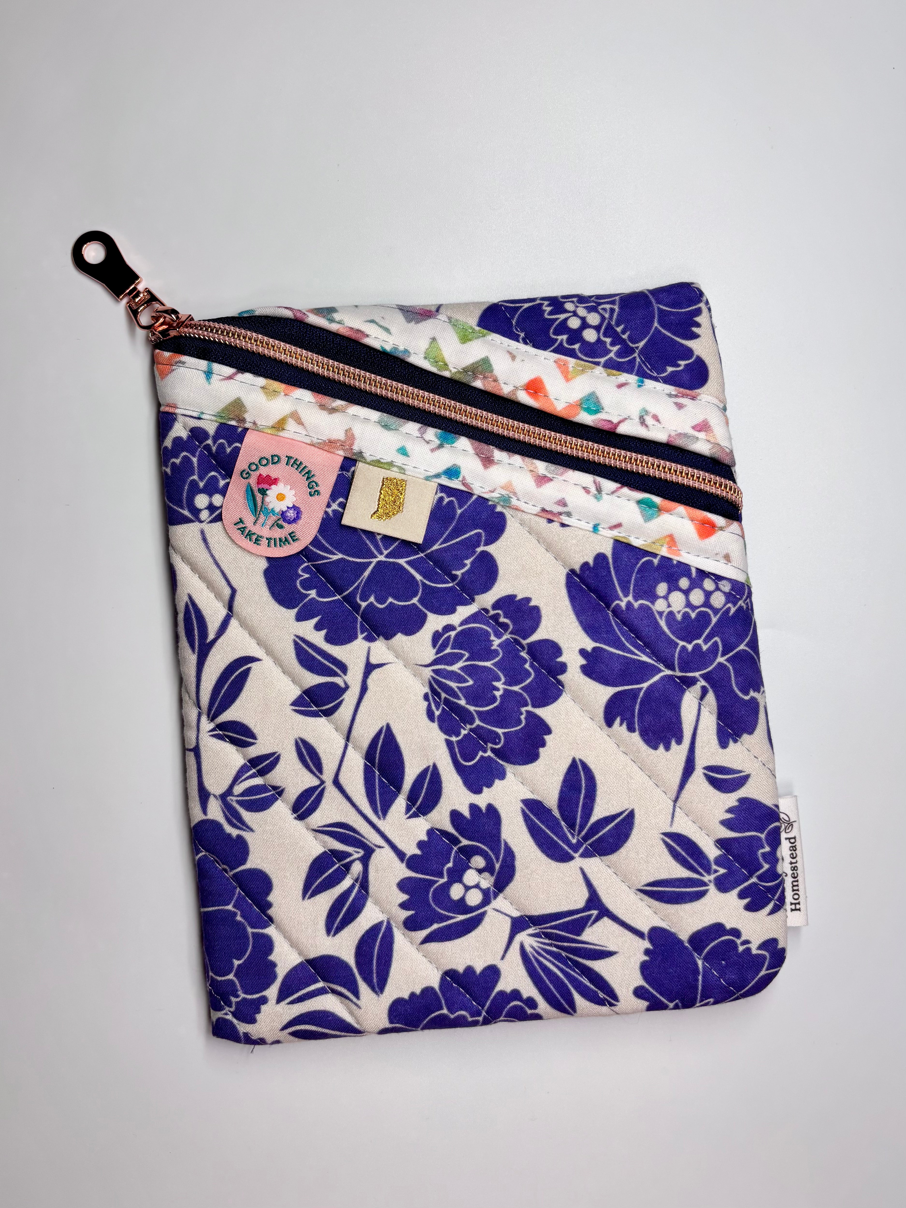 Hemingway Pouch