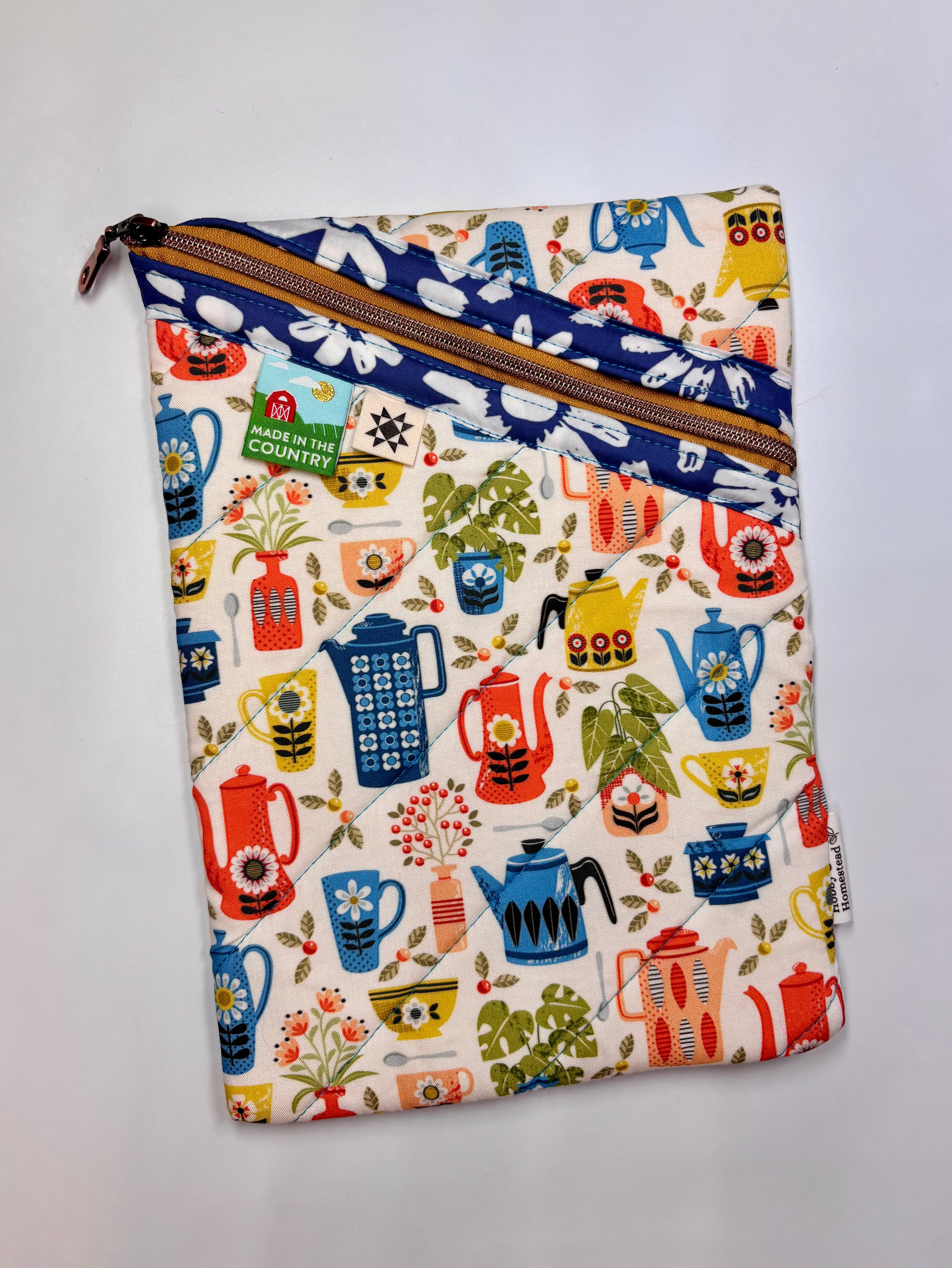 Hemingway Pouch