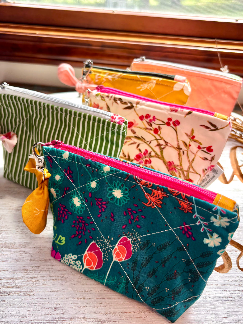 Quilted Zipper Bow Pouch